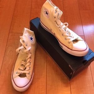 Cream Converse High Tops - BRAND NEW ✨